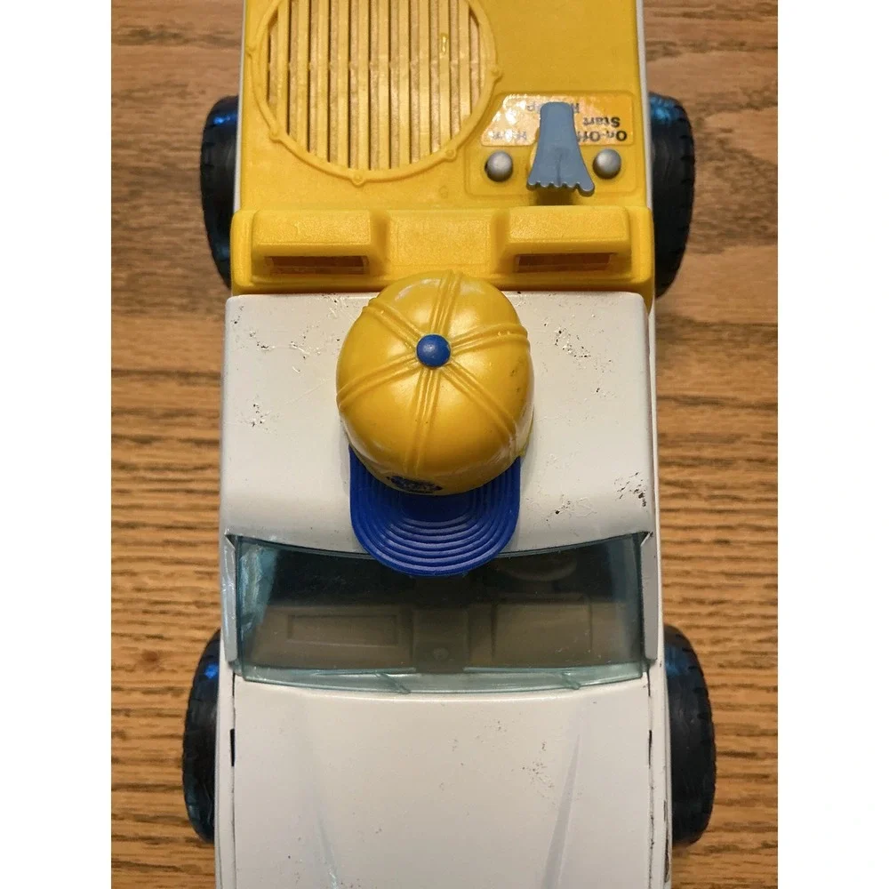 Vintage Nylint NAPA Auto Parts Pressed Steel Toy Truck Lights and Sound White